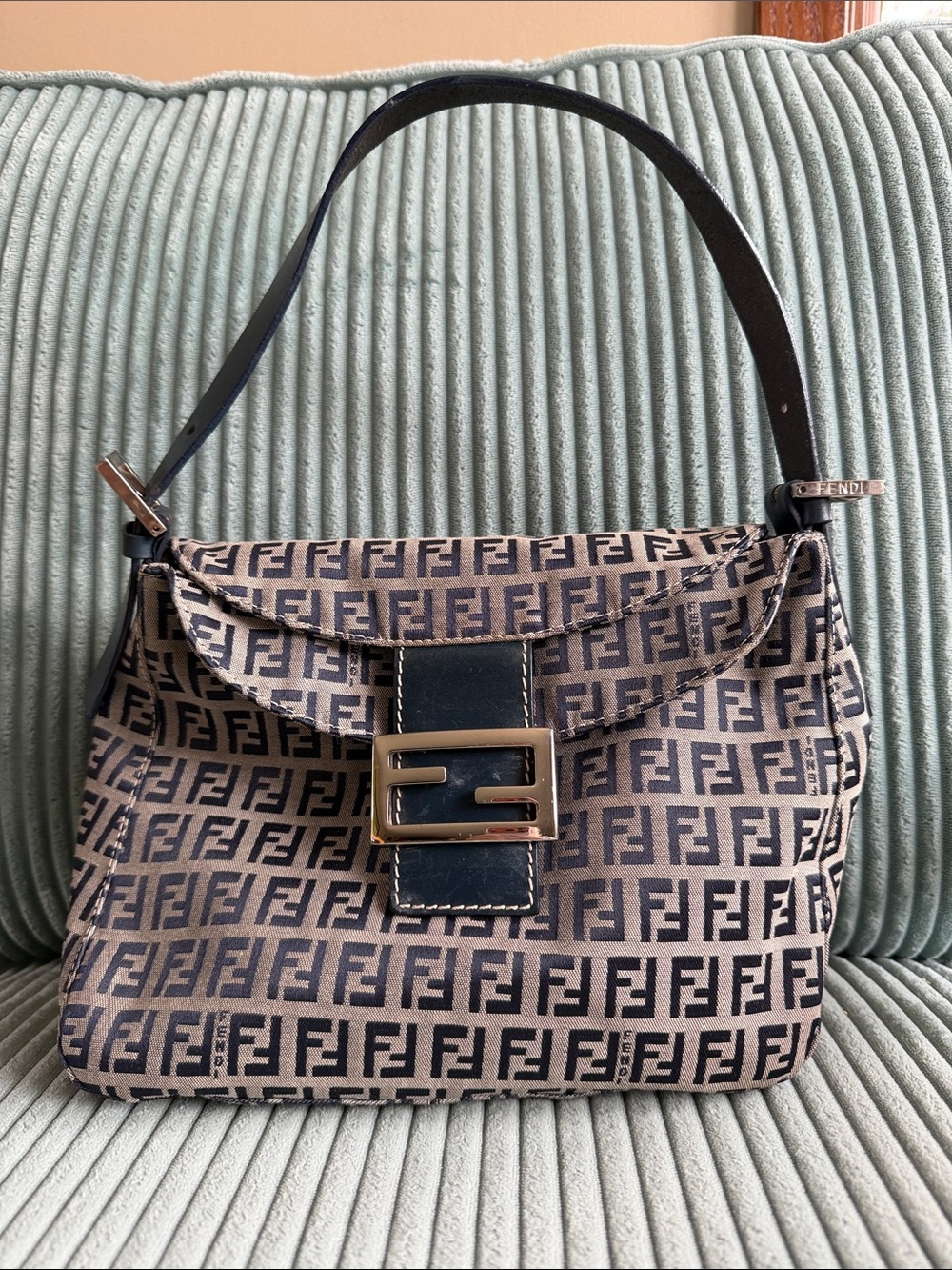 Fendi Vintage Zucchino Mama Baguette Medium -Navy